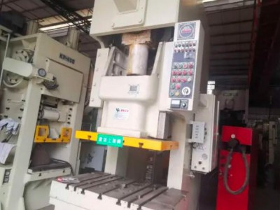 小型精密高速氣動(dòng)沖床